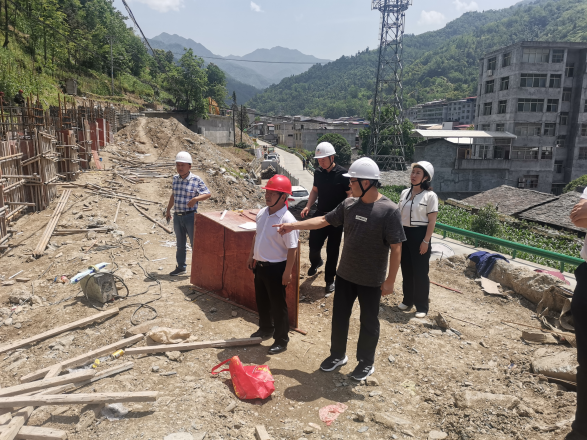 98d2cef813c4e414ed365ca09654b93e.png 綜合地質(zhì)大隊(duì)新聞稿件審批表2022--177679.png